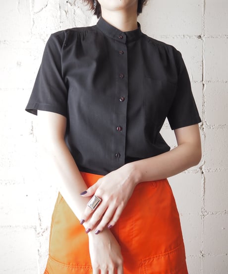 Tuck Shoulder S/S Blouse BK