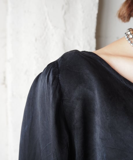 Wide Boat Neck Blouse BK