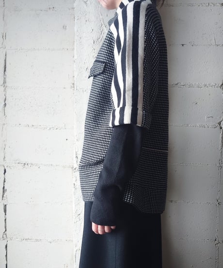 Layered Style Pattern Knit BK WH