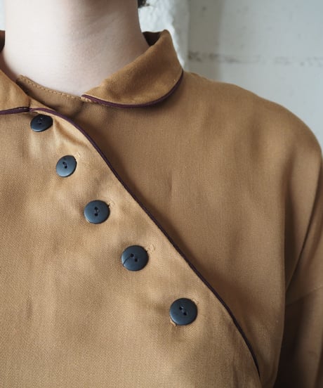 Asymmetric Design Round Collar Blouse CM