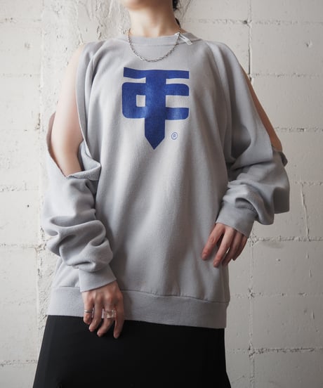 REMAKE Cutout Shoulder Sweat LGR