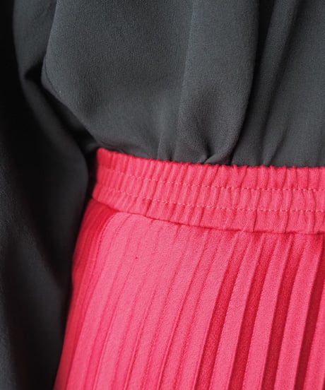 Accordion Pleats Satin Easy Skirt RE
