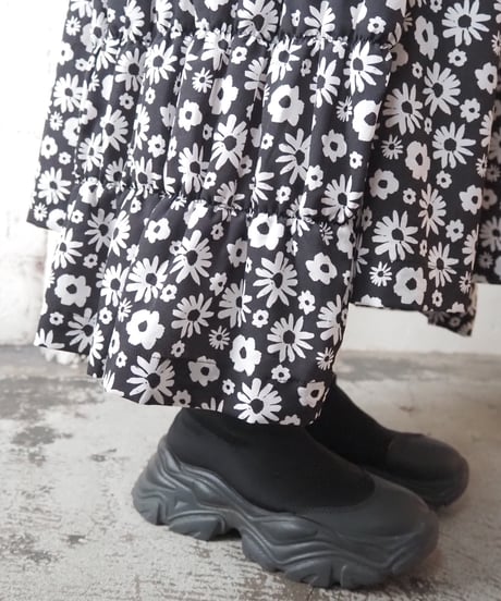 COMME des GARCONS Flower Pattern East Skirt BK.WH