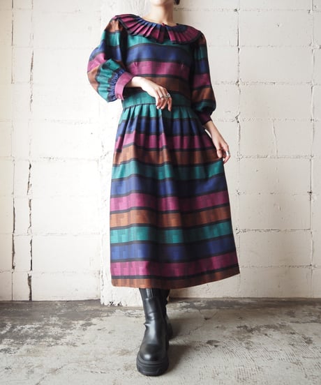 Pleated Collar Colorful Border Dress BKPIORGN