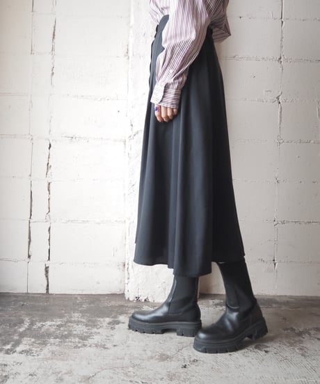 Front Button Flare Skirt BK