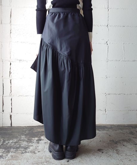 Asymmetric Hem Tiered Skirt BK