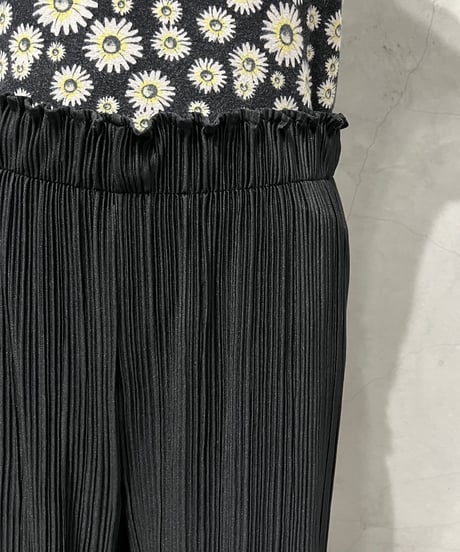 Pleated Easy Pants DGR