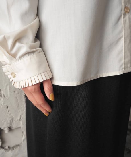 1970's Tuck Frill Brouse IV