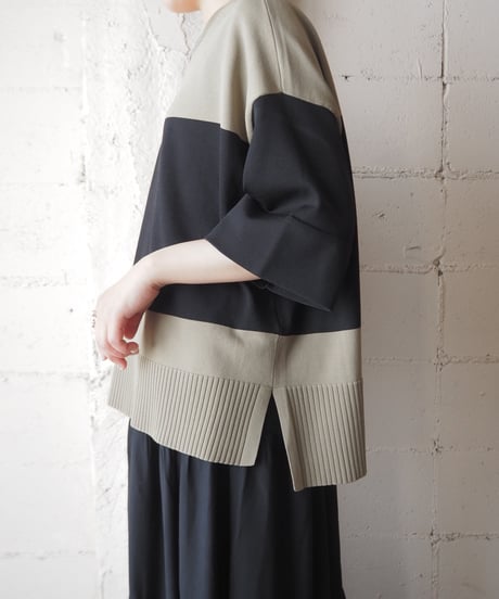 DKNY Bicolor Knit KABK