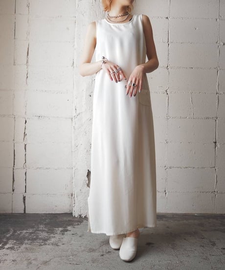 Collarless Slit N/S Dress WH