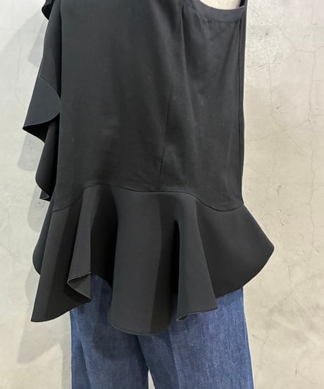 TOGA ARCHIVES Ruffled Design N/S Tops BK
