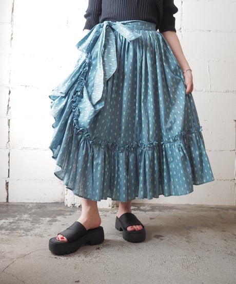 Paisley Pattern Asymmetric Design Tiered Skirt GR GN