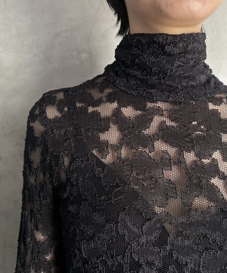 Flared Sleeve Lace Cutsewn BK