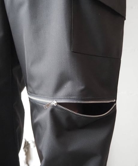 Zip Design Cargo Pants BK