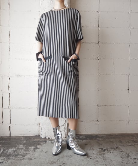Shoulder Button Stripe Dress BKGR