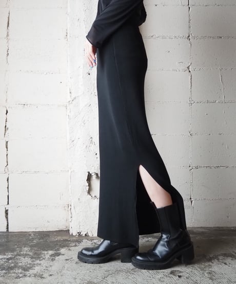 Side Slit Easy Tight Skirt BK