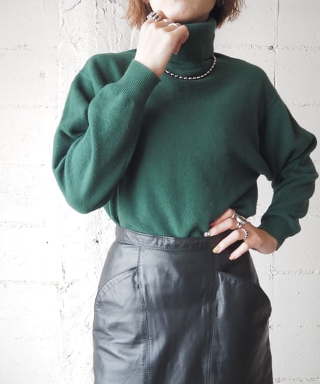 Turtle Neck Knit GN