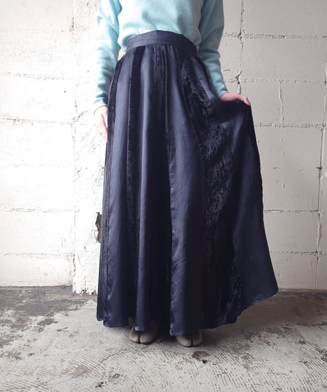 Velour × Rayon Striped Flared Skirt BK