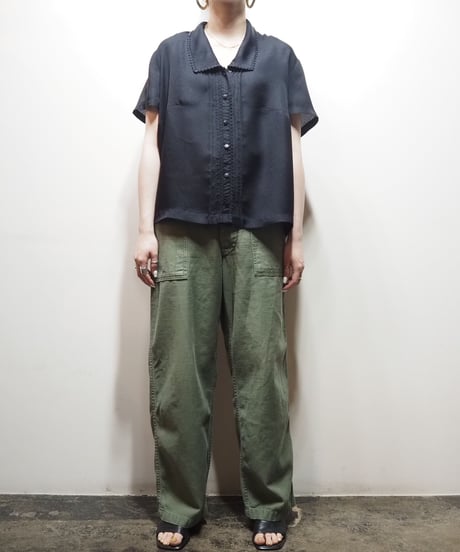 Lace Front Pleated Blouse BK
