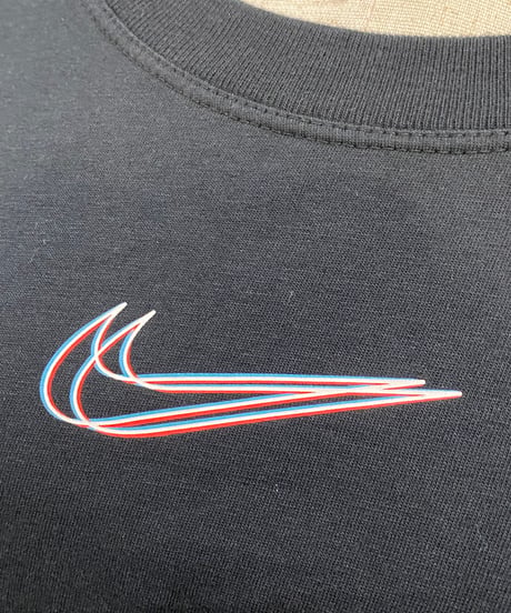 NIKE Neon Swoosh Tee BK