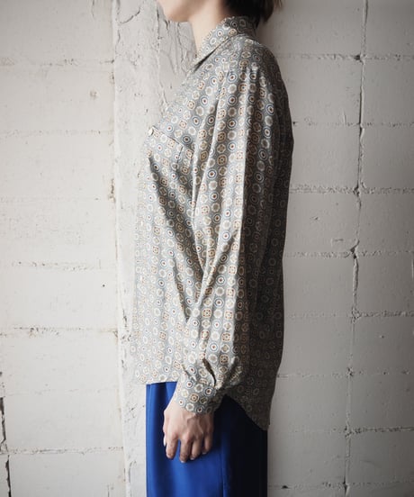 Small Pattern Open Collar Shirt  GR