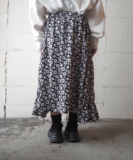 COMME des GARCONS Flower Pattern East Skirt BK.WH