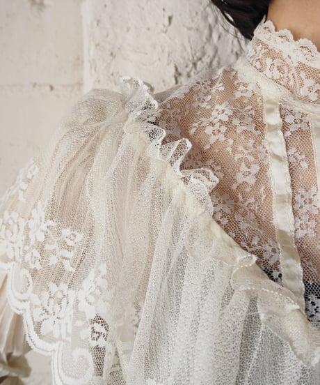 1970’s GUNNIES L/S Stand Collar Lace Blouse IV
