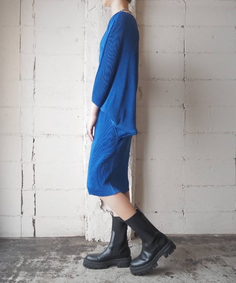 Dolman Sleeve Pleated Dress BL