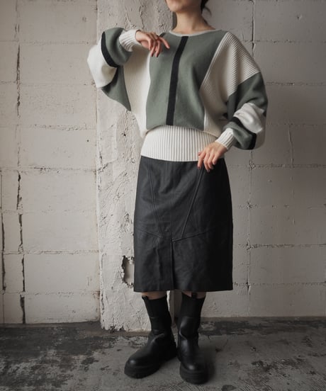 VANESSA  Tricollar Dolman Sleeve Knit WHGNBK