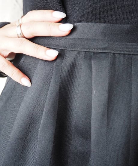 Shadow Stripe Back Button Tuck Pants BK
