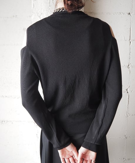 Shoulder Cutout MockNeck Knit BK