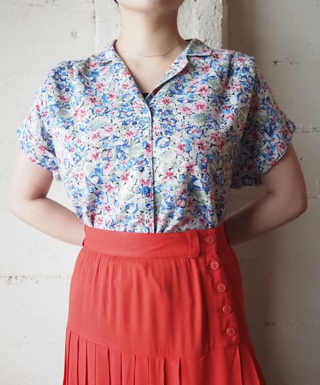 Flower Pattern Operation Collar Blouse WHBL
