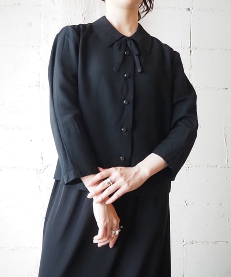 1960-70's Euro Bowtie Blouse BK