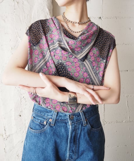 Drape Collar Sleeveless Scarf Blouse BK PI