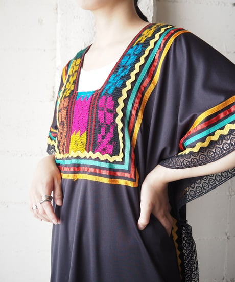 Embroidery × Lace Dress BK