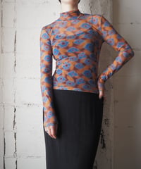Mock Neck Sheer Cutsewn Flower OR BL