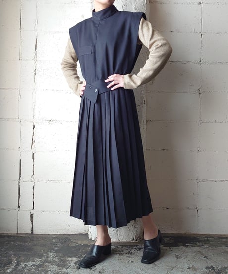 French Sleeve Pleated Dress BK