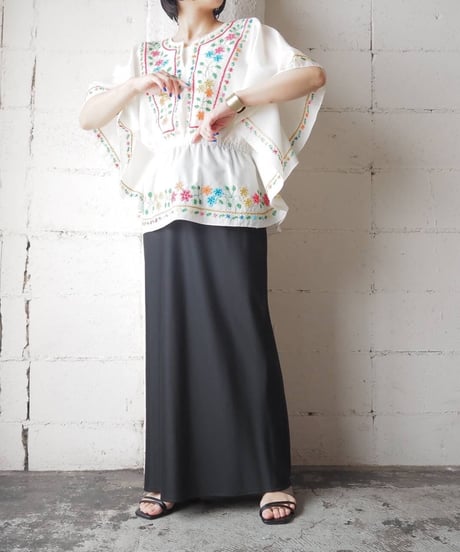 Flower Embroidery Dolman Blouse WH