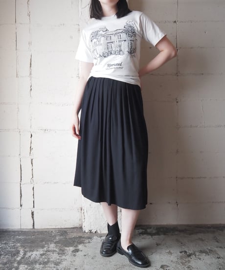Tuck Flare Skirt BK