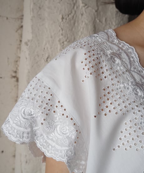 1980's Euro Cutwork Pullover Blouse WH