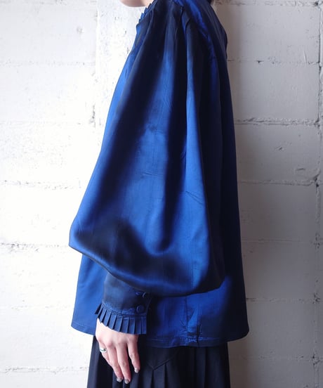 Volume Sleeve  Stand  Collar  Blouse NV