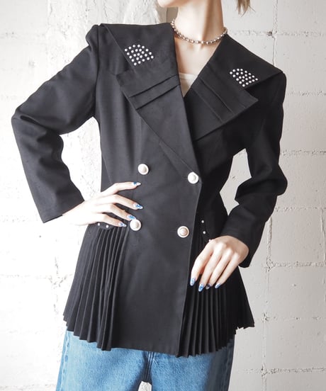 Big Shoulder Pleated Design Jacket BK