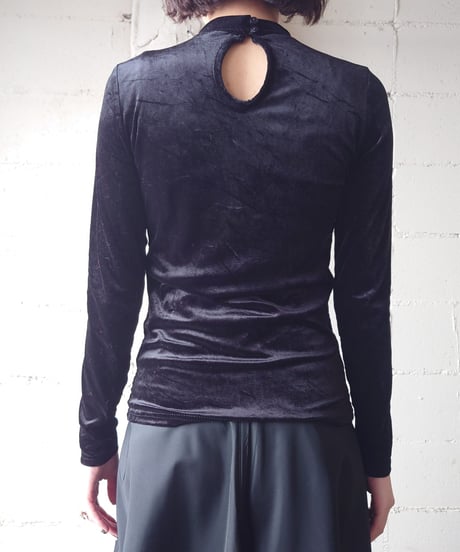 Velour Peekaboo Cutsewn BK
