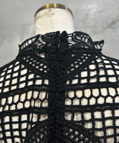 Motif Lace Tops BK