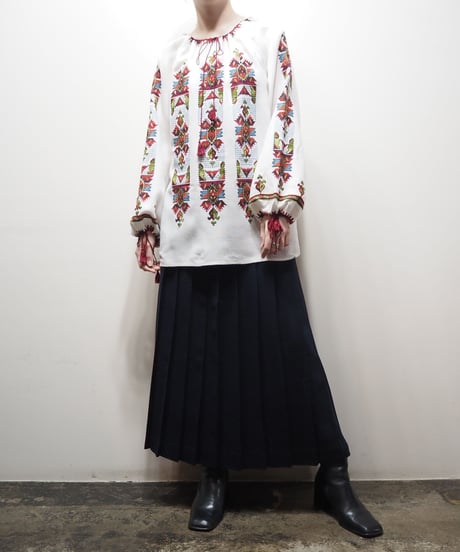 Vintage Embroidery Blouse WHRE