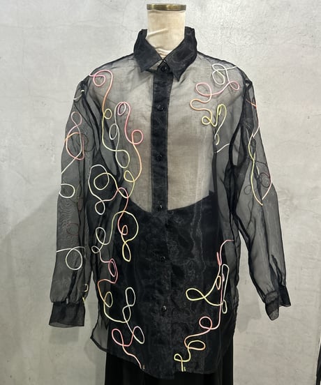 L/S Wavy Embroidery Sheer Shirt BK
