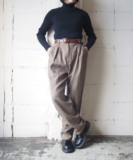 Check Tuck Pants BR