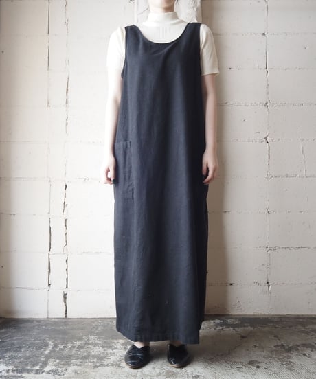 Side Pocket Jumper Skirt BK