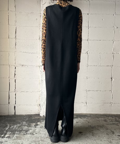V Neck Jumperskirt BK