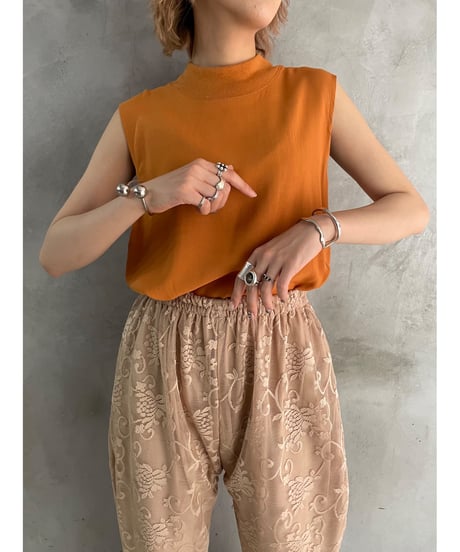 Rib Mock Neck sleeveless Blouse OR